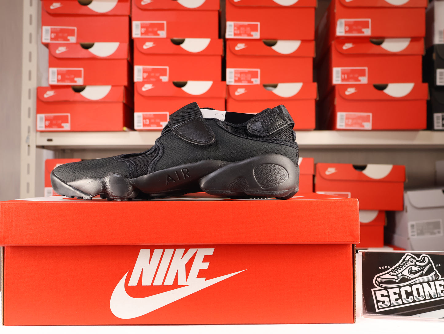 Nike WMNS Air Rift Breathe Triple Black DN1338-004